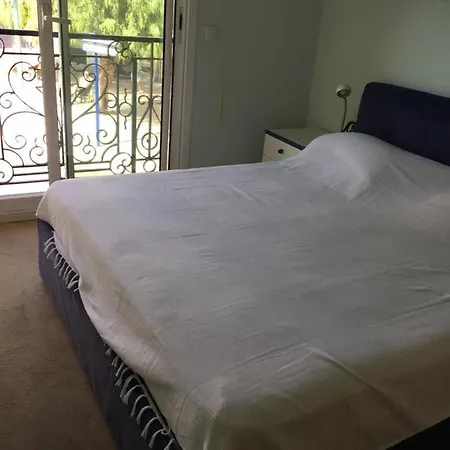 Apartment In Centro A Vicino Parcheggio Privato Incluso!