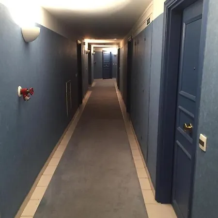 In Centro A Vicino Parcheggio Privato Incluso! * Menton